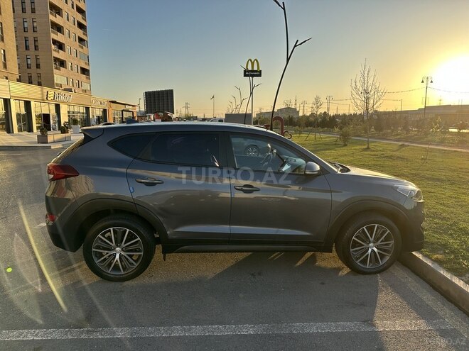 Hyundai Tucson 2016, 205,000 km - 2.0 l - Bakı