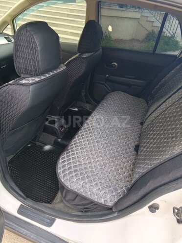 Nissan Tiida 2011, 180,000 km - 1.5 l - Sumqayıt