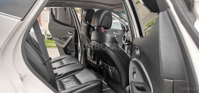 Hyundai Santa Fe-17