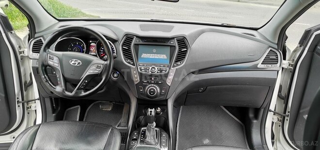 Hyundai Santa Fe-11