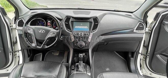 Hyundai Santa Fe-10