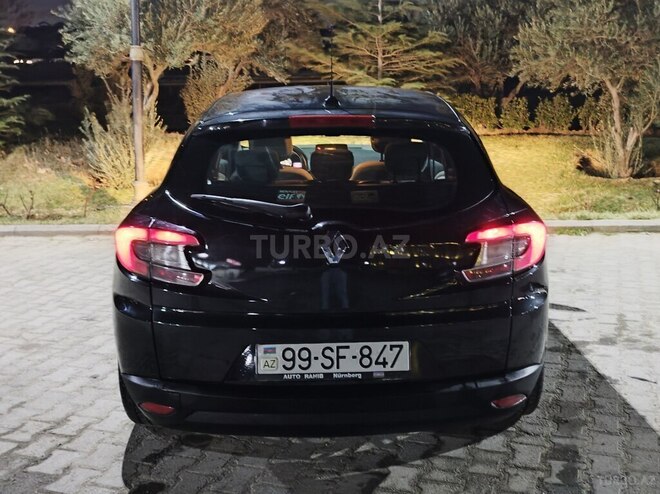 Renault Megane-2