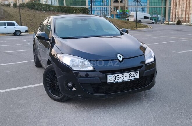 Renault Megane-11