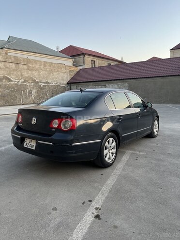 Volkswagen Passat 2005, 199,000 km - 2.0 л - Bakı