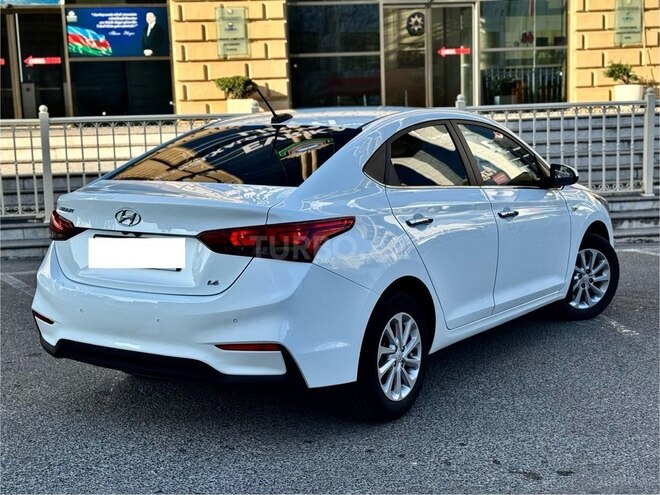 Hyundai Accent 2019, 80,000 km - 1.6 l - Bakı