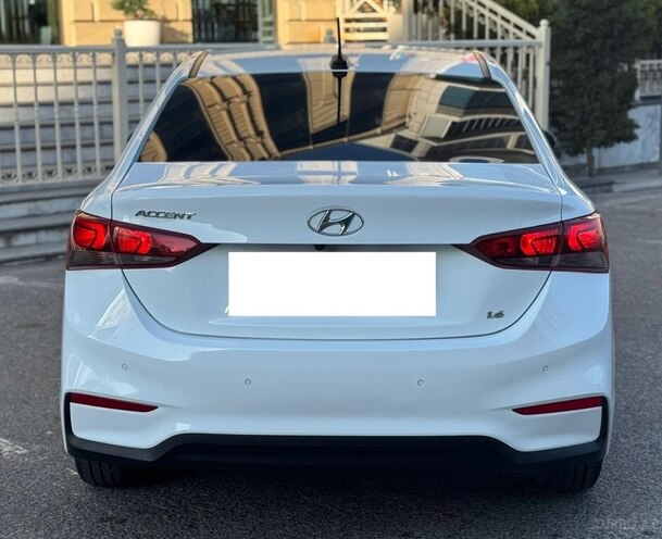 Hyundai Accent 2019, 80,000 km - 1.6 l - Bakı