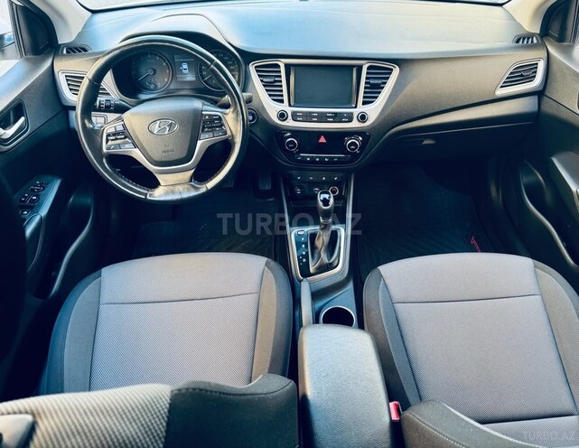 Hyundai Accent 2019, 80,000 km - 1.6 l - Bakı