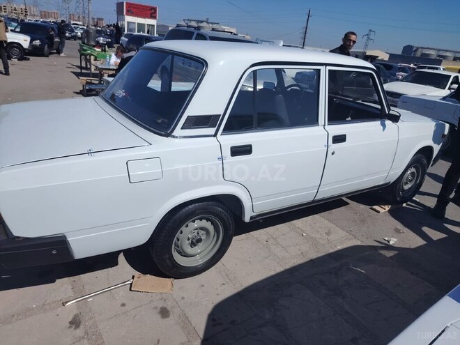 LADA (VAZ) 2107 2006, 86,000 km - 1.6 l - Göyçay
