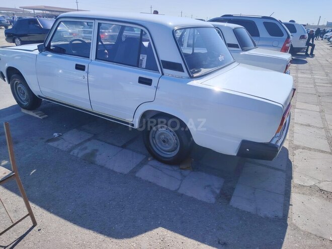LADA (VAZ) 2107 2006, 86,000 km - 1.6 l - Göyçay
