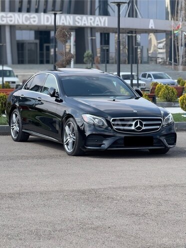 Mercedes E 350 2020, 30,000 km - 3.5 л - Gəncə