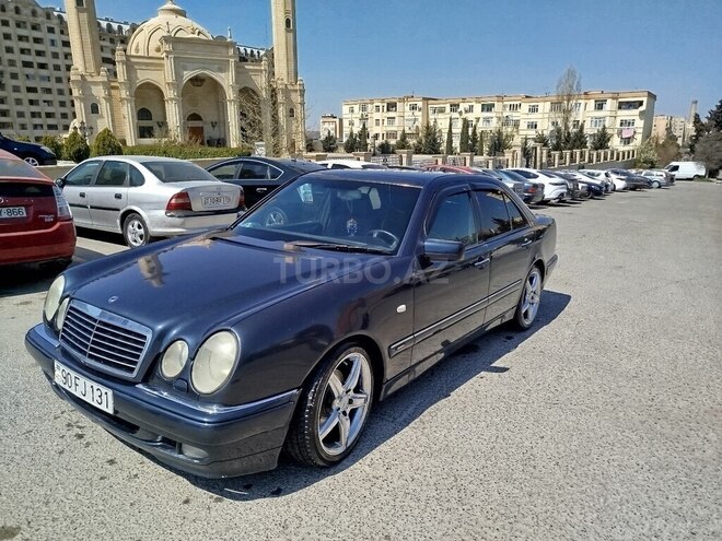 Mercedes E 280 1996, 414,495 km - 2.8 l - Bakı