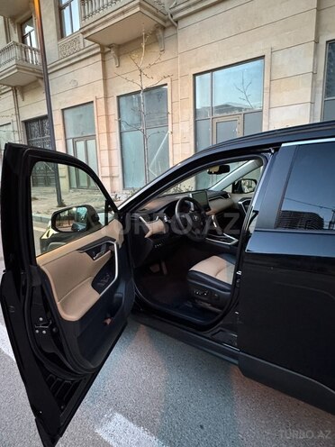 Toyota RAV4 2022, 30,000 km - 2.5 l - Bakı