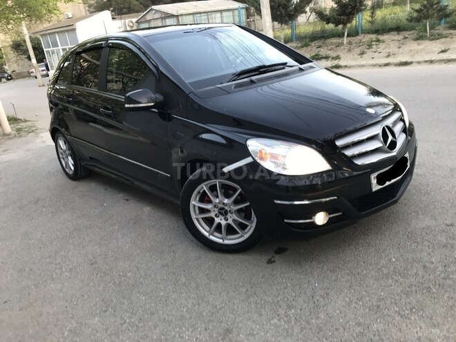 Mercedes B 180 2010, 167,000 km - 1.8 l - Sumqayıt