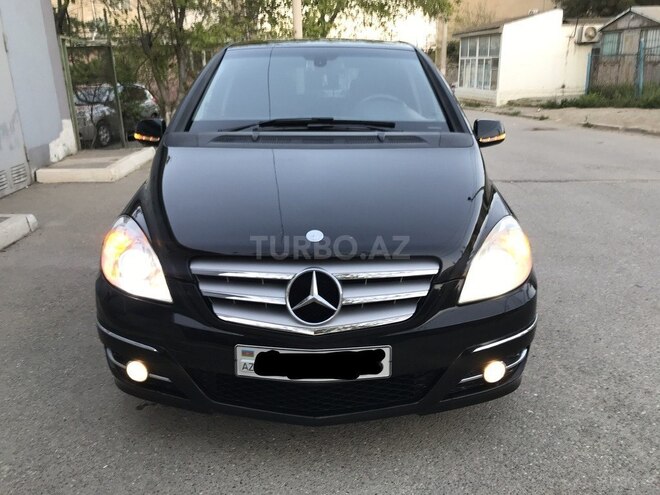 Mercedes B 180 2010, 167,000 km - 1.8 l - Sumqayıt