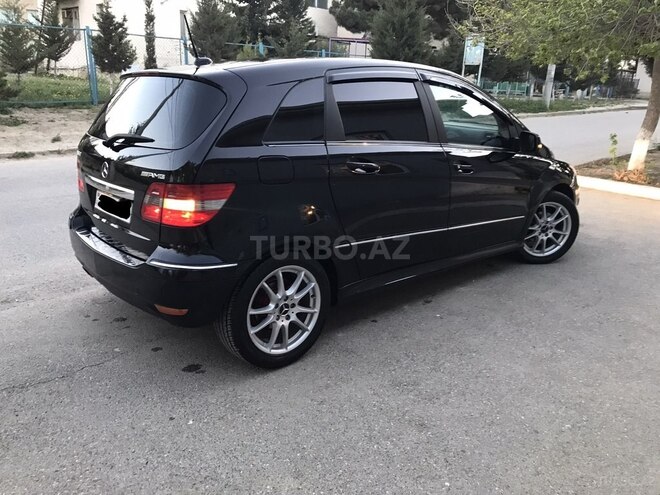 Mercedes B 180 2010, 167,000 km - 1.8 l - Sumqayıt