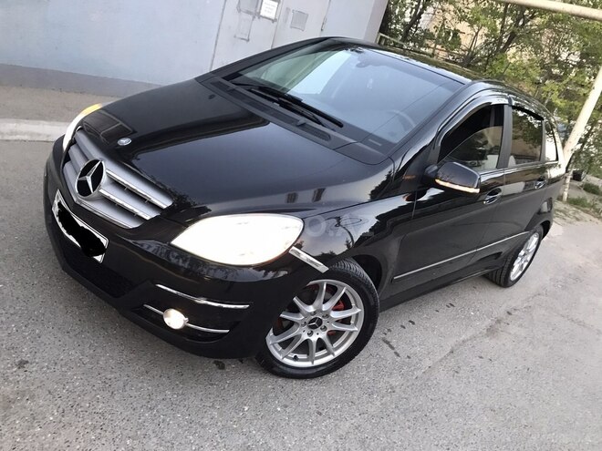 Mercedes B 180 2010, 167,000 km - 1.8 l - Sumqayıt