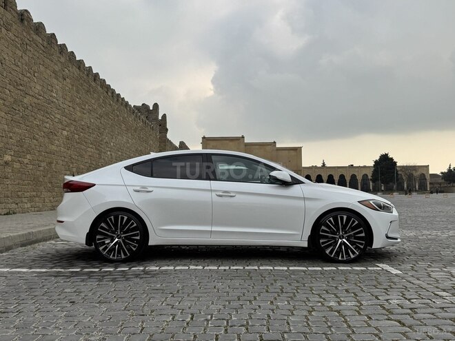 Hyundai Elantra 2017, 117,000 km - 2.0 л - Bakı