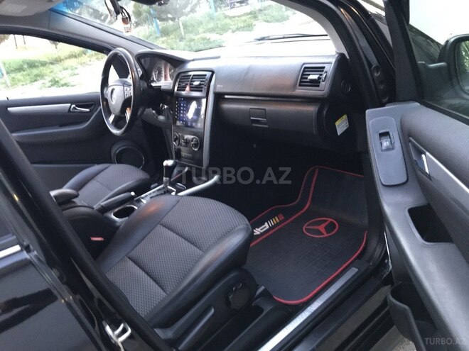 Mercedes B 180 2010, 167,000 km - 1.8 l - Sumqayıt