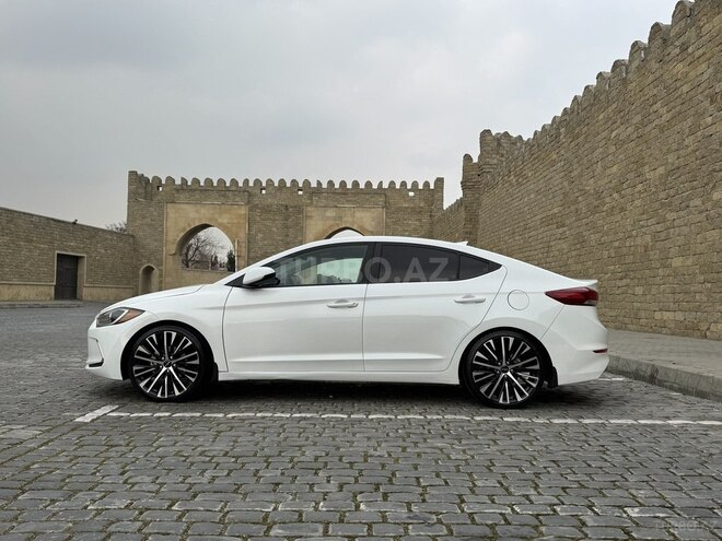 Hyundai Elantra 2017, 117,000 km - 2.0 л - Bakı