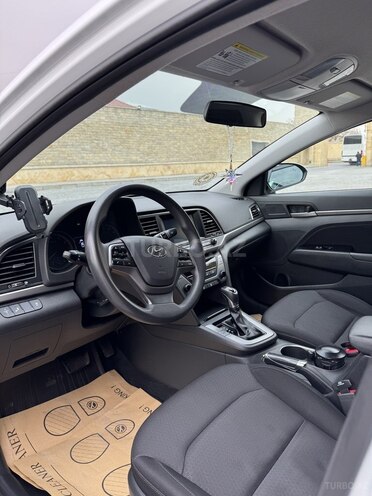 Hyundai Elantra 2017, 117,000 km - 2.0 л - Bakı