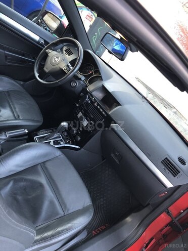 Opel Astra 2006, 173,000 km - 1.8 l - Bakı