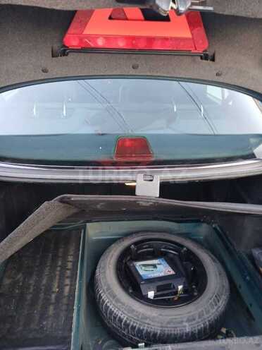 Mercedes E 200 1997, 280,000 km - 2.0 l - Bakı