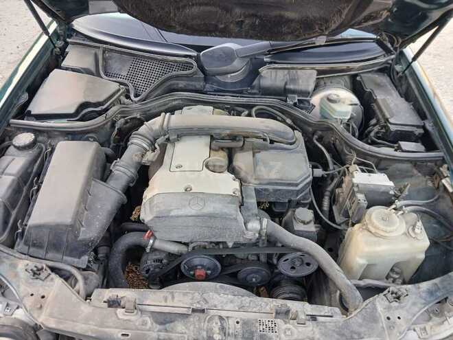 Mercedes E 200 1997, 280,000 km - 2.0 l - Bakı