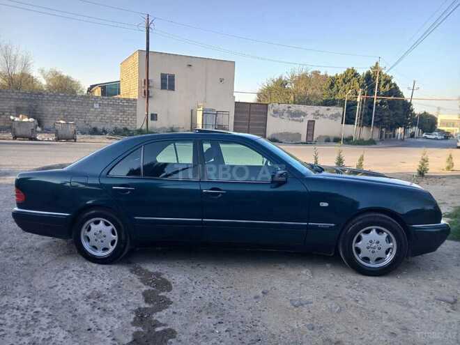 Mercedes E 200 1997, 280,000 km - 2.0 l - Bakı
