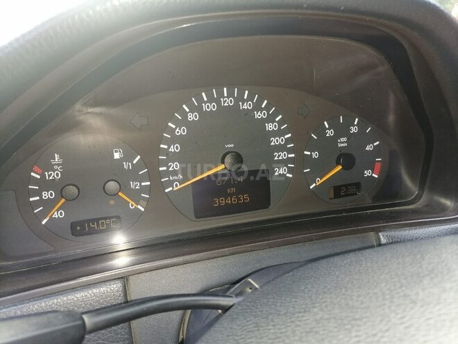 Mercedes E 220 d 1999, 395,000 km - 2.2 l - Sumqayıt