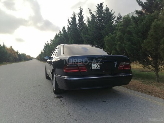 Mercedes E 220 d 1999, 395,000 km - 2.2 l - Sumqayıt