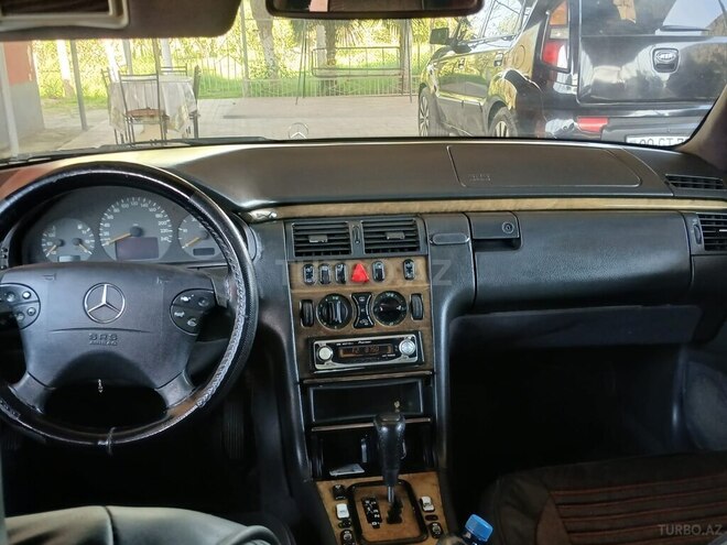 Mercedes E 220 d 1999, 800,000 km - 2.2 l - Bakı