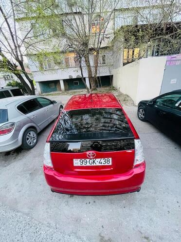 Toyota Prius-8