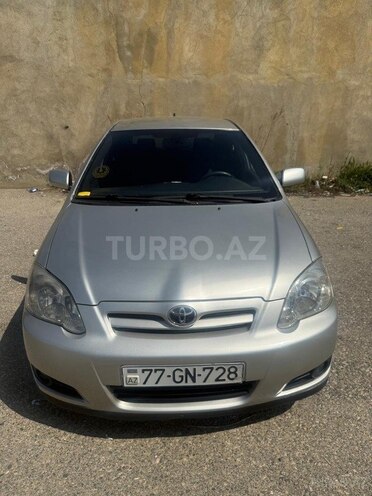 Toyota Corolla 2005, 284,000 km - 1.4 l - Bakı