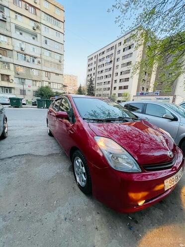 Toyota Prius-5