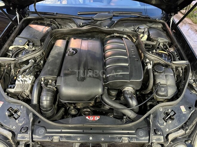 Mercedes E 270 2005, 449,000 km - 2.7 l - Bakı