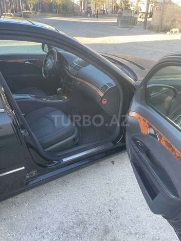 Mercedes E 270 2002, 524,600 km - 2.7 л - Bakı