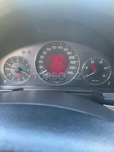 Mercedes E 270 2002, 524,600 km - 2.7 л - Bakı