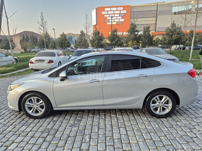 Chevrolet Cruze-4