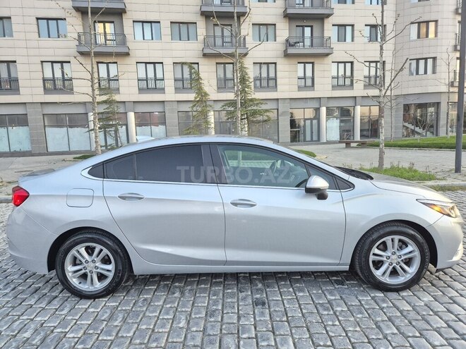 Chevrolet Cruze-3