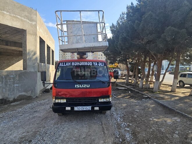 Isuzu NPR 66 L 2004, 214,000 km - 4.3 l - Sumqayıt