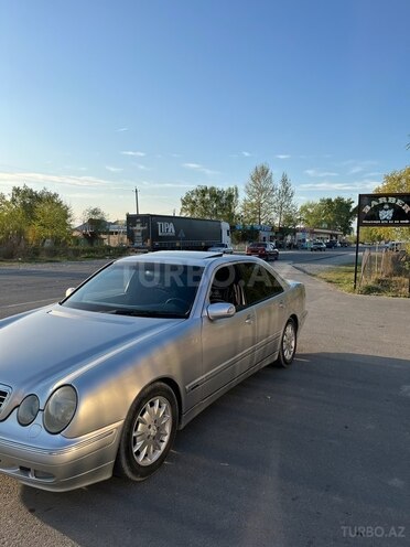 Mercedes E 240 1999, 350,000 km - 2.4 l - Ağdaş