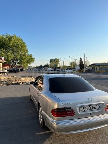 Mercedes E 240 1999, 350,000 km - 2.4 l - Ağdaş