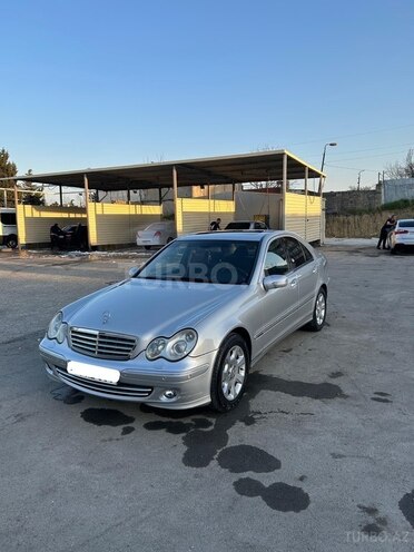 Mercedes C 200 2004, 324,000 km - 1.8 l - Bakı