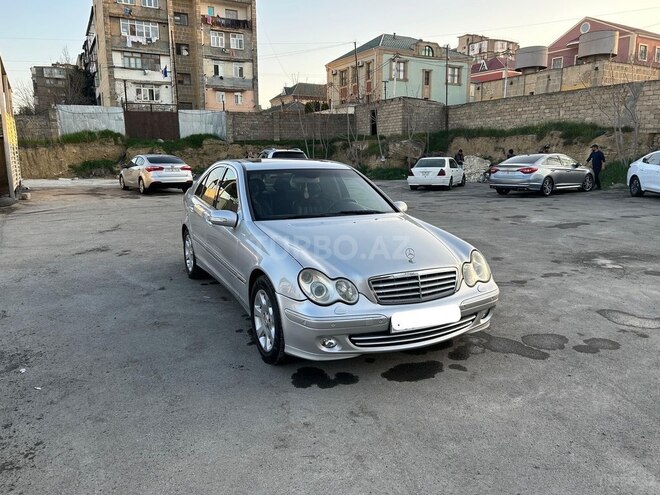Mercedes C 200 2004, 324,000 km - 1.8 l - Bakı