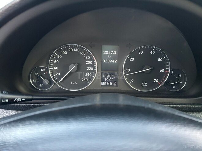 Mercedes C 200 2004, 324,000 km - 1.8 l - Bakı