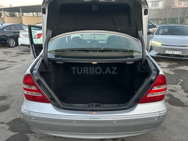 Mercedes C 200 2004, 324,000 km - 1.8 l - Bakı
