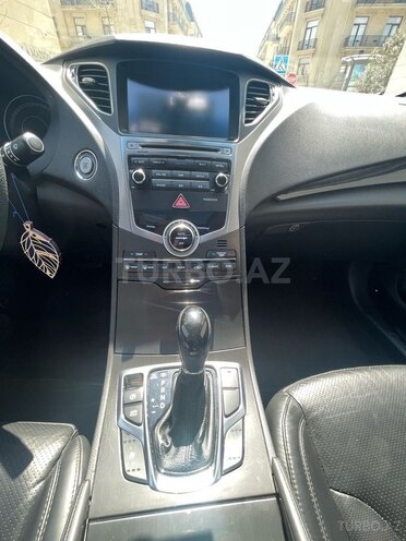 Hyundai Grandeur 2015, 193,500 km - 2.2 л - Bakı