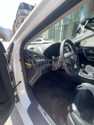 Hyundai Grandeur 2015, 193,500 km - 2.2 л - Bakı