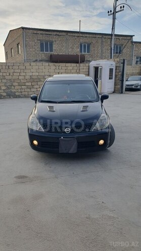 Nissan Tiida-2