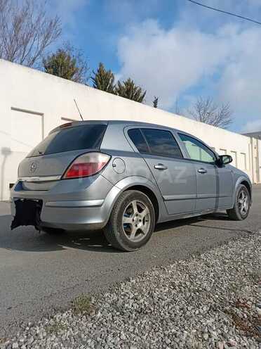 Opel Astra 2005, 320,000 km - 1.4 l - Bakı